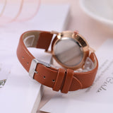 Stylish Leather Band Analog Wristwatch